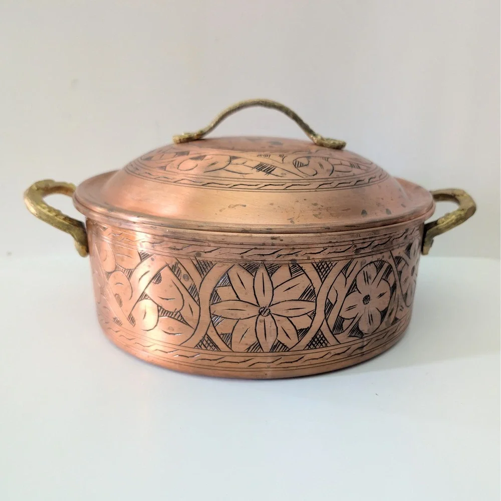 Vintage Vissmarta Hand Hammered Copper Pot Etched Floral Brass Handles Lid 9.5